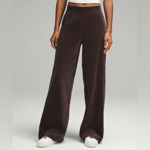 NWT Lululemon Scuba Mid-Rise Wide-Leg‎ Pant *Velvet Cord Espresso Size 12